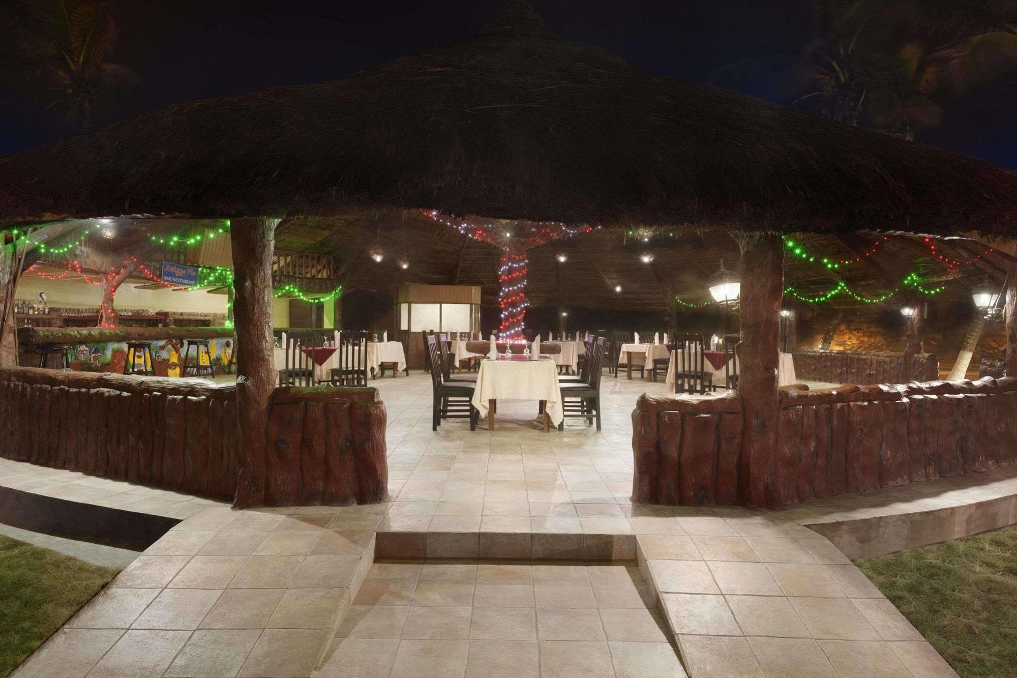 Ramada Resort Accra Kültér fotó