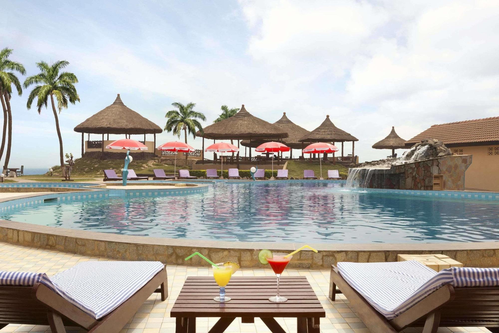 Ramada Resort Accra Kültér fotó