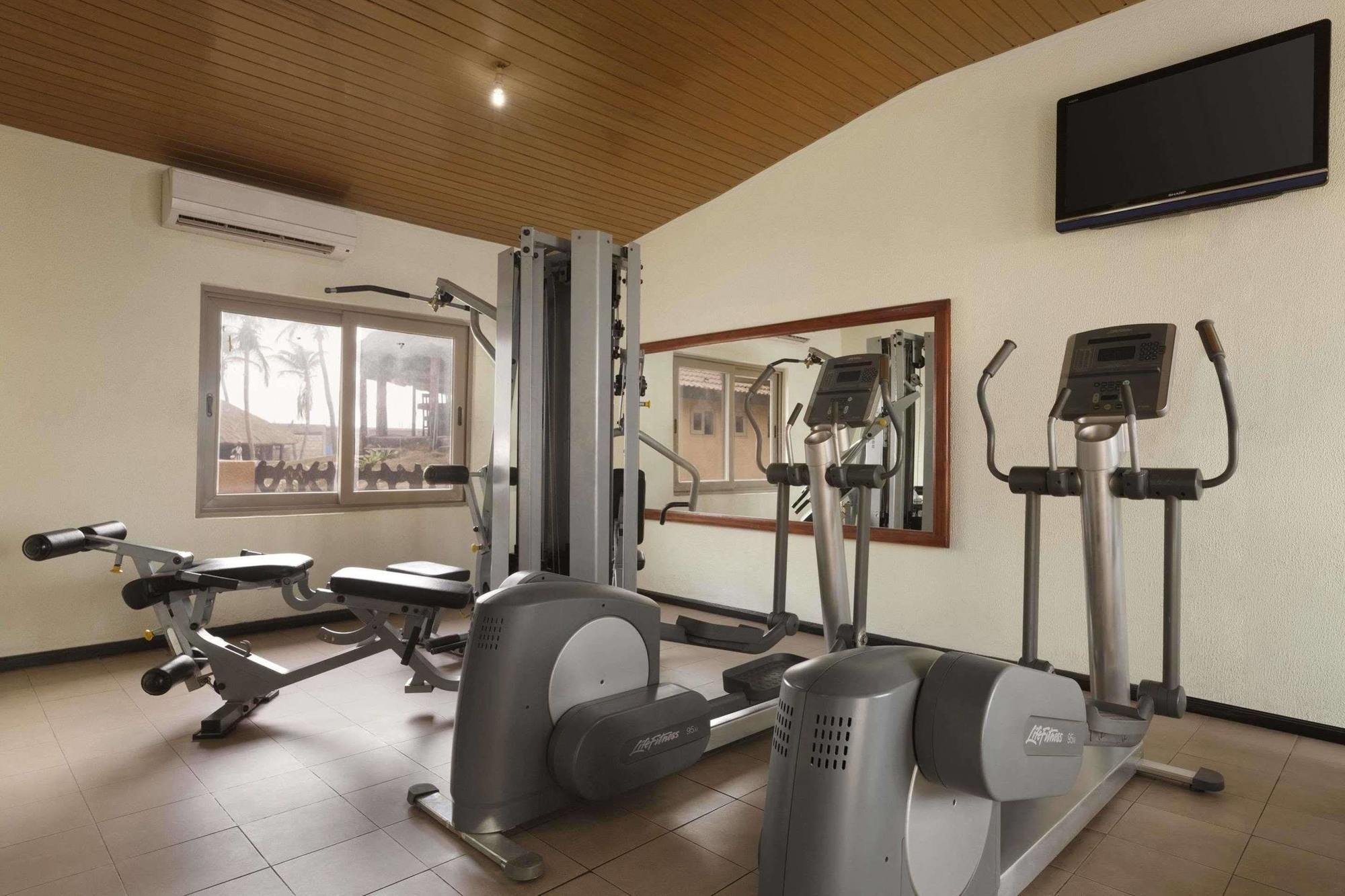 Ramada Resort Accra Kültér fotó