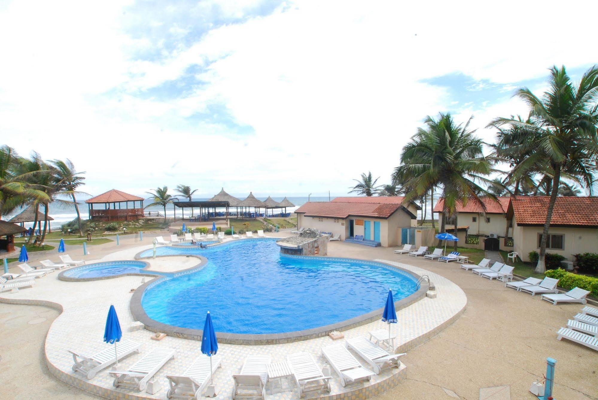Ramada Resort Accra Kültér fotó